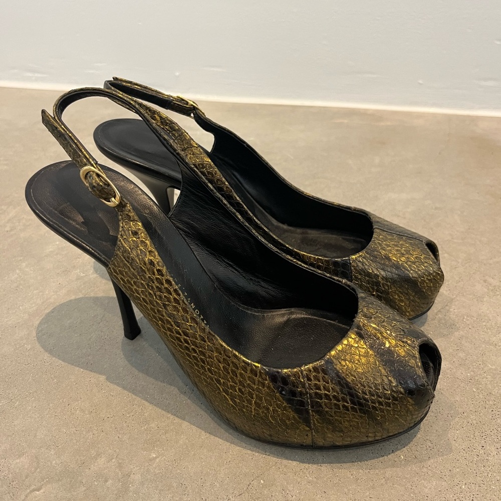 Giuseppe Zanotti Metallic Leather Embossed Snakeskin Slingback Pumps